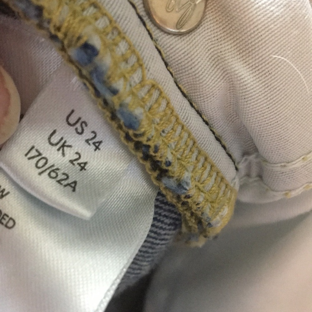 We The Free Maggie High Rise Straight Jeans - Picture 4 of 8